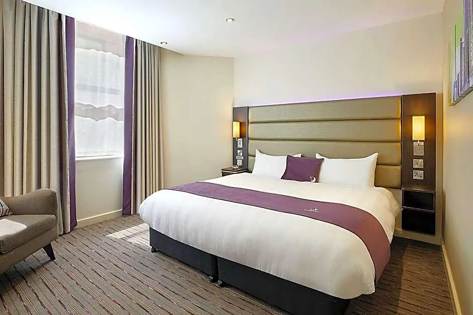 Premier Inn London Hackney-1