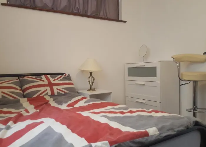 The Heart Of Stratford..! Hotel London